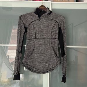 Lululemon Pullover - Size 6